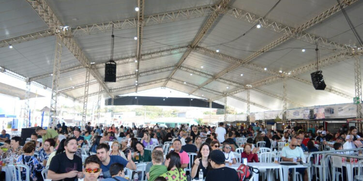 11.ª Festa Nacional da Tainha comercializa mais de 20 toneladas do pescado