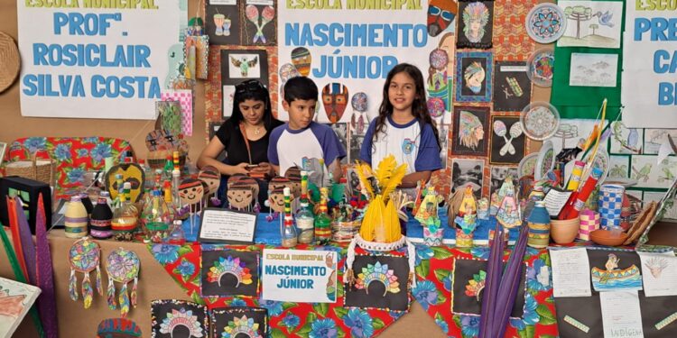 Abertura de amostras culturais das Escolas Integrais