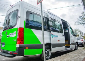 Secretaria da Saúde recebe uma nova Van para o TFD