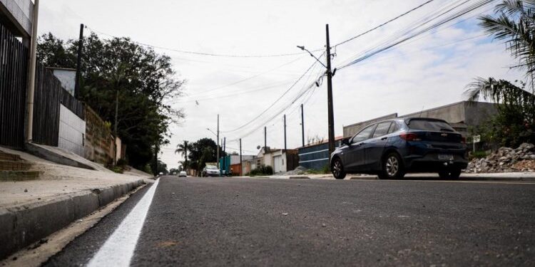 Entrega de pavimentação asfáltica na Vila dos Comerciários.