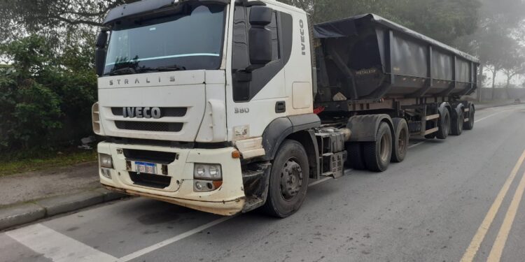 Homens invadem e roubam empresa de fertilizantes em Paranaguá