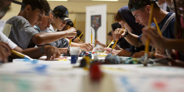 Projeto leva oficina de arte e cidadania para Paranaguá
