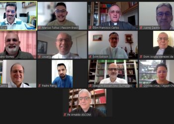 Bispos realizam reunião estratégica para fortalecer a comunicação nos regionais