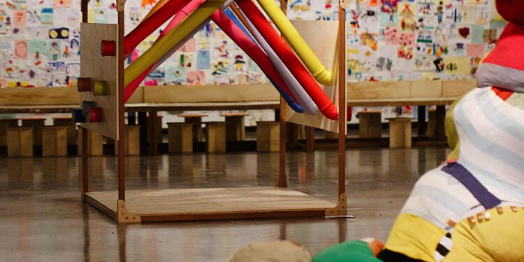 Paranaguá recebe a exposição interativa gratuita de arte para crianças “Criaturas Fantásticas”, inédita no litoral do Paraná