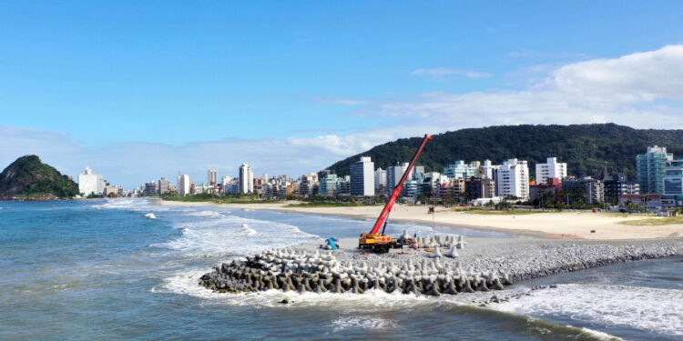 Com estruturas finalizadas, obras da Orla de Matinhos chegam a 86% de conclusão