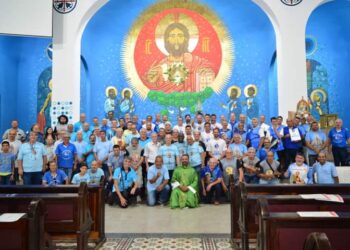 Terço dos Homens reúne membros em encontro estadual em Paranaguá