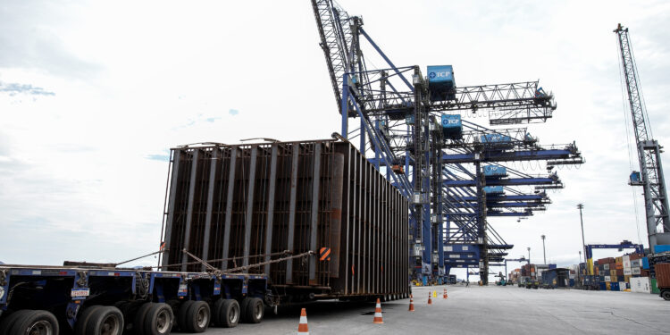 FOTO: CLAUDIO-NEVES/ PORTOS-DO-PARANA