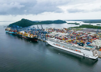 Foto: Claudio Neves/Portos do Paraná