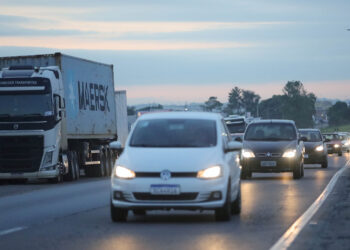 3ª parcela do IPVA 2024 para veículos com placa final 1 e 2 vence nesta segunda-feira