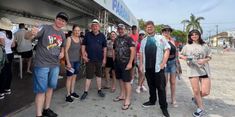 Circulação de turistas estrangeiros aumentou 36% no primeiro trimestre no Paraná