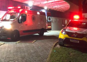 Homem leva mais de 10 facadas por questões de ciúmes no Bairro Parque São João