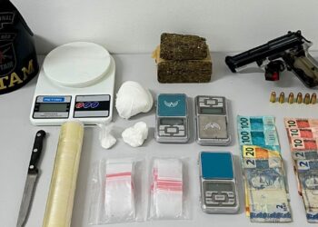 ROTAM apreende pistola, munições e mais de 500 gramas de entorpecentes no bairro Nilson Neves