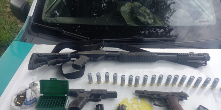 Polícia Militar apreende mais de 100 pedras crack e 1.500 em dinheiro em Matinhos