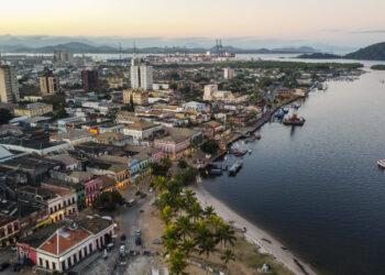 Governo do Estado transferiu R$ 1,29 bilhão aos 399 municípios em abril