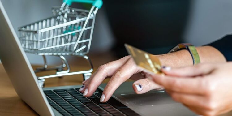 Compra on-line – Foto: Reprodução