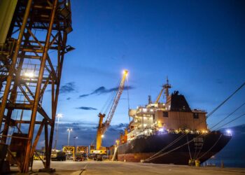 Foto: Foto: Claudio Neves/Portos do Paraná