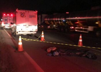 Homem que morreu atropelado por um caminhão foi identificado