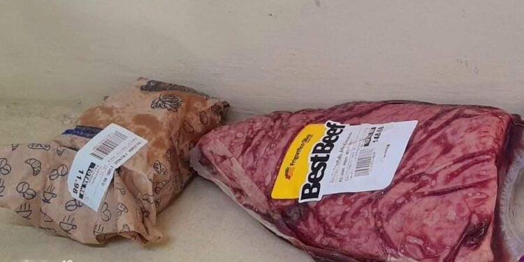 Homem é abordado ao sair sem pagar a picanha no Supermercado em Paranaguá