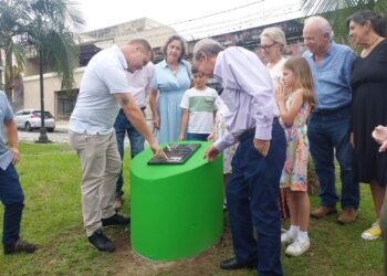 Placa do Largo Dr. Accioly é revitalizada