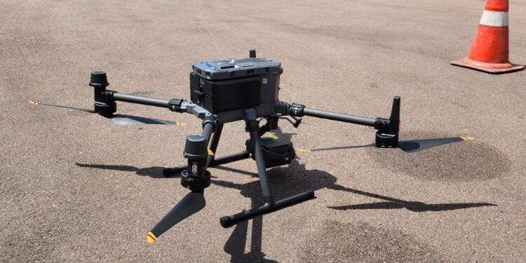 Bombeiros usam drones de alta tecnologia para reforçar proteção de banhistas no Litoral Foto: CBMPR