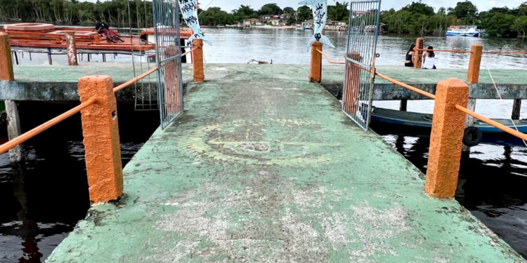 Estrutura comprometida obriga Prefeitura a interditar trapiche atrás do Palco Tutóia