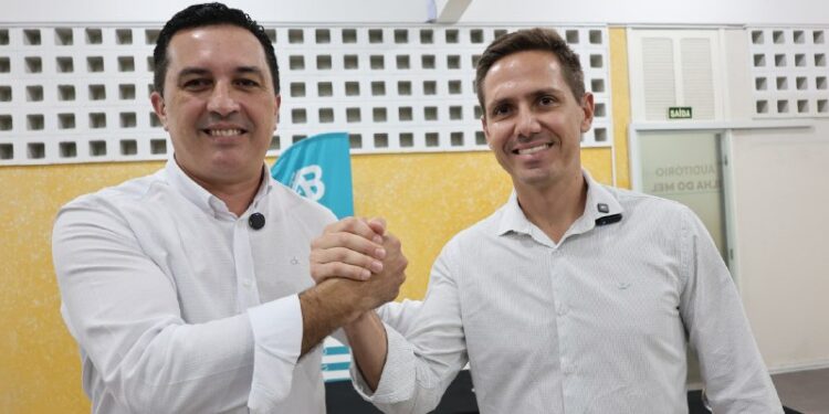 Prefeito Rudão Gimenes é eleito presidente da Amlipa, tendo o prefeito de Morretes Junior Brendaroli como vice.