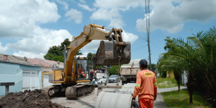Ruas do Parque São João são beneficiadas com novas manilhas para evitar alagamentos