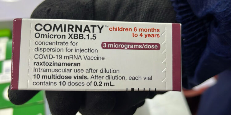Paraná recebe primeira remessa do ano de vacinas contra a Covid-19