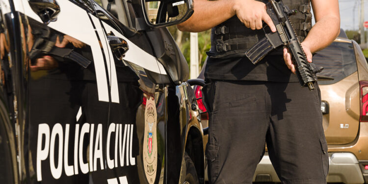 PCPR prende homem em flagrante por corrupção ativa em Morretes