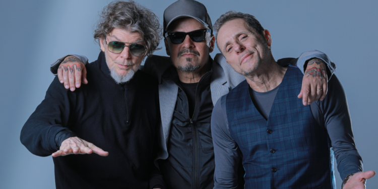 Último fim de semana de shows do Verão Maior terá Titãs, Fernando & Sorocaba e mais