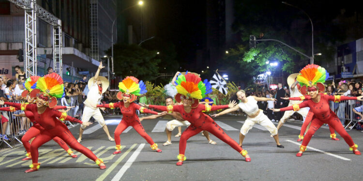 Descanso, folia e mais atrativos: Paraná tem muitas opções para a semana de Carnaval