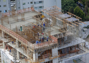 Semana começa com novo recorde de vagas de empregos no Paraná: 24,6 mil