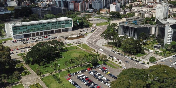 Órgãos públicos estaduais terão horário diferenciado no feriado do Dia do Trabalhador