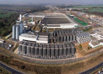 Com 36,9% de participação, Paraná lidera volume industrial no Sul do Brasil