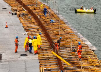 Com 94,2 mil vagas, Paraná tem 3º maior saldo de empregos gerados no 1º semestre de 2025