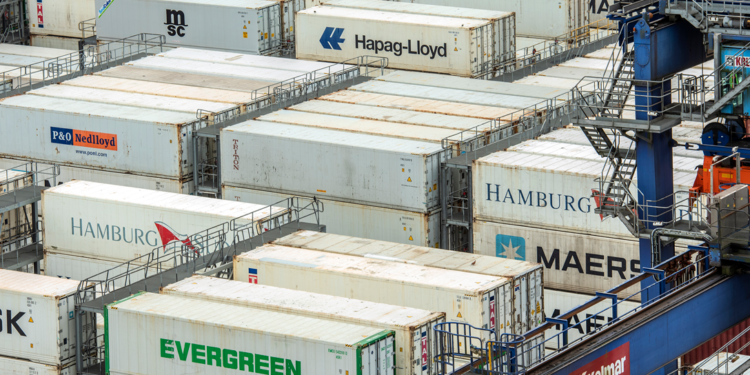 BRDE formaliza crédito de R$ 200 milhões para empresas paranaenses afetadas pelo tarifaço