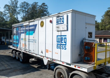 Superbateria móvel da Copel reforça estrutura energética da regional de Palmital