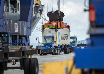 Portos do Paraná registram maior movimentação de agosto da série histórica