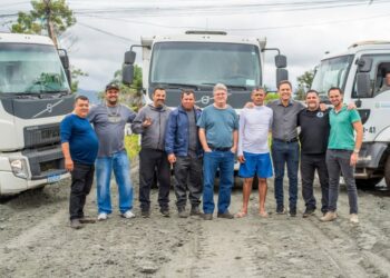 Prefeitura realiza melhorias na Vila Garcia e anuncia novas ações em bairros de Paranaguá