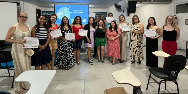 Paranaguá promove capacitação de multiplicadores pelo fim da violência contra mulheres e meninas