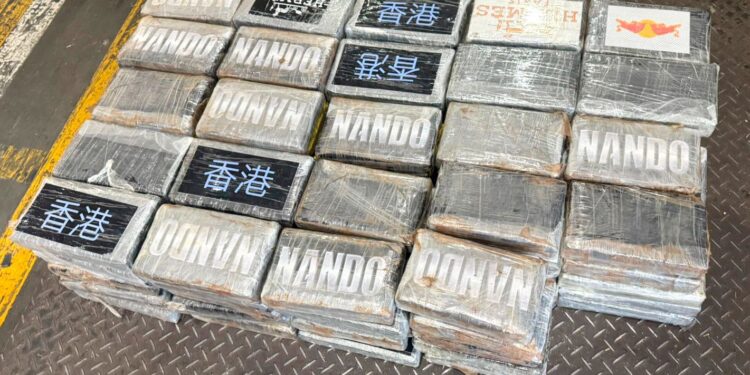 Receita Federal retém mais de 1 tonelada de cocaína no Porto de Paranaguá