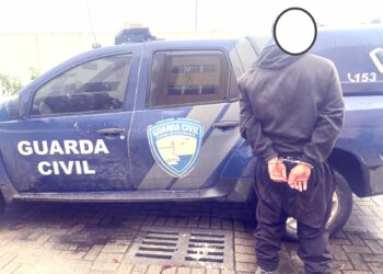 Jovem é preso por tráfico de drogas no Centro de Paranaguá