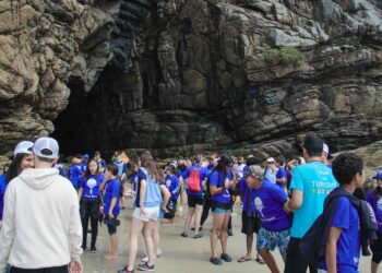 Projeto Pá na Água encerra primeira turma com atividade na Ilha do Mel em Paranaguá