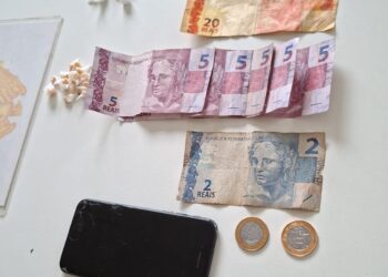 Dois homens são detidos por tráfico de drogas em Guaratuba