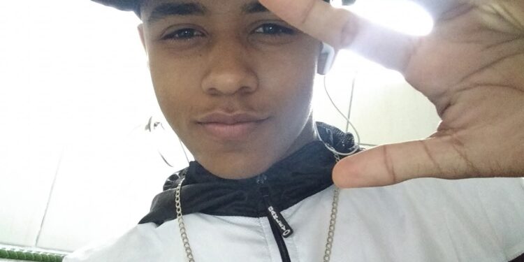 Jovem executado a tiros em Paranaguá foi identificado