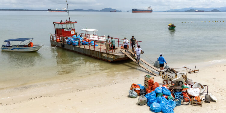 Foto: Claudio Neves/Portos do Paraná