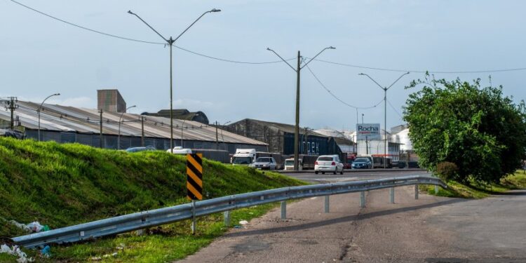Prefeitura de Paranaguá informa fechamento de acesso na Avenida Ayrton Senna