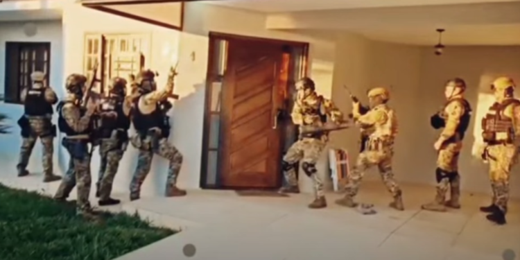 Gaeco de Paranaguá cumpre mandado e prende foragido durante a Operação Arrest