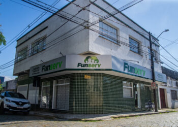 FUNSERV convoca associados para assembleia.