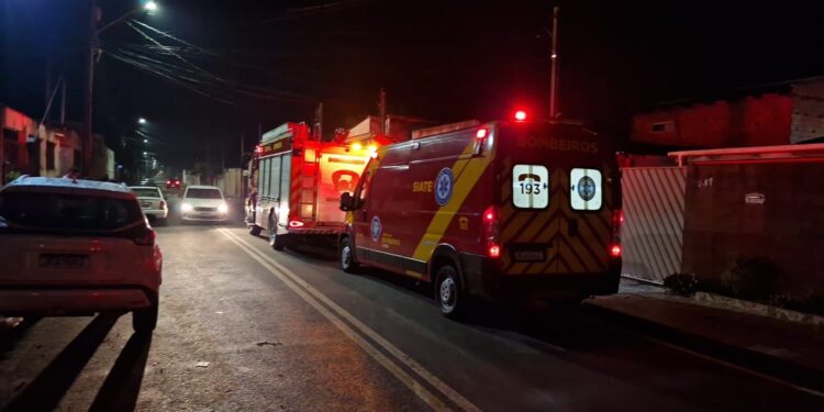 Mulher grávida é morta a facadas pelo companheiro no Parque Agari